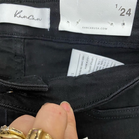 KanCan High Rise Distressed Super Skinny, 1/24 - Picture 12 of 12